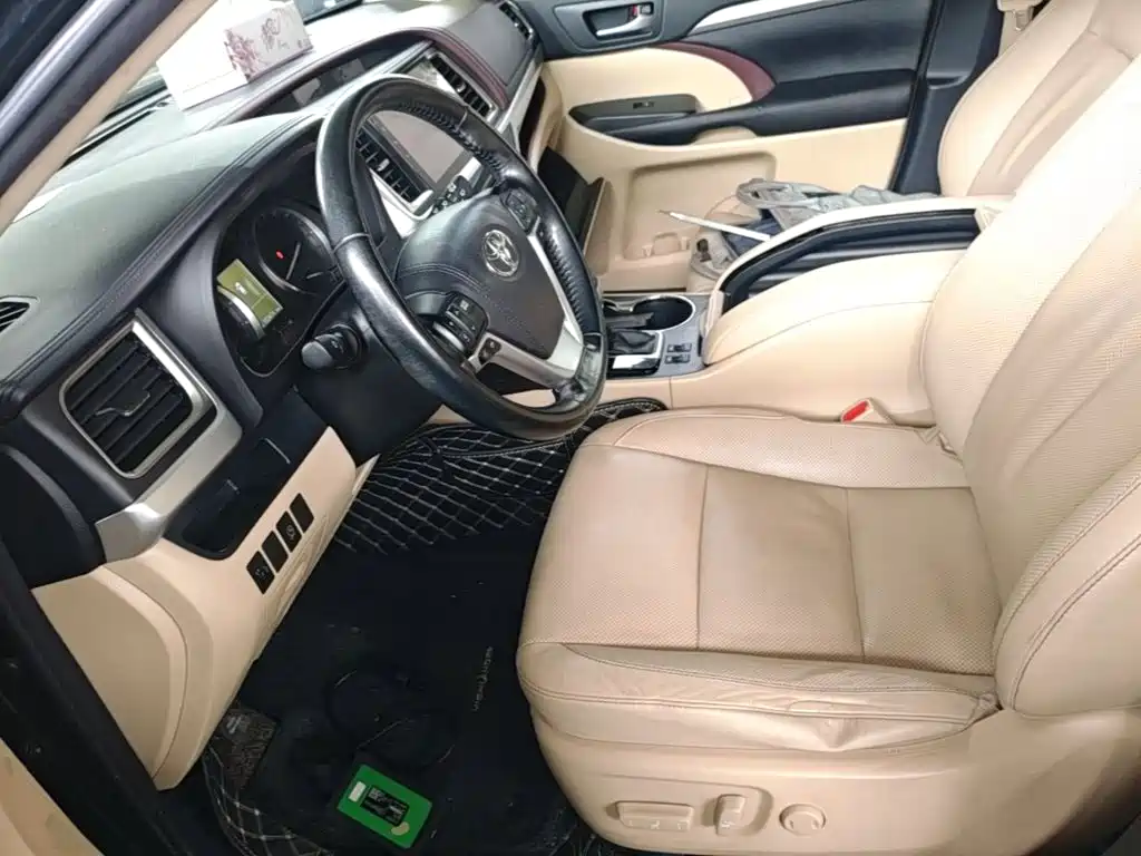 Toyota Highlander 2016 — фото 20