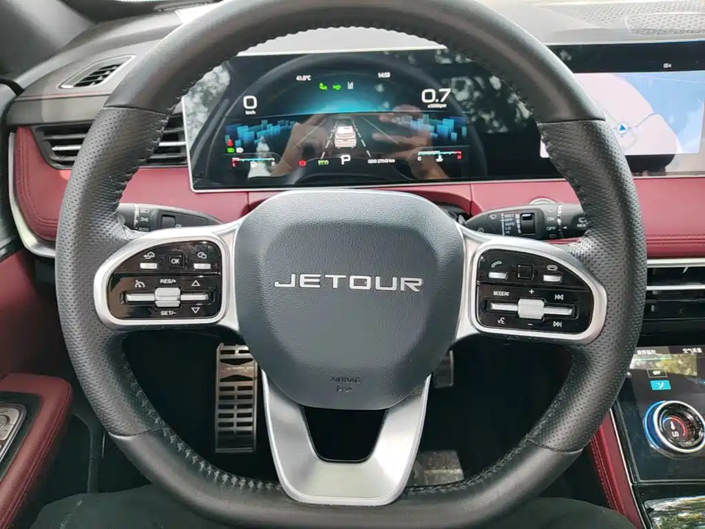 Jetour Jietu X70 PLUS 2024 — фото 11