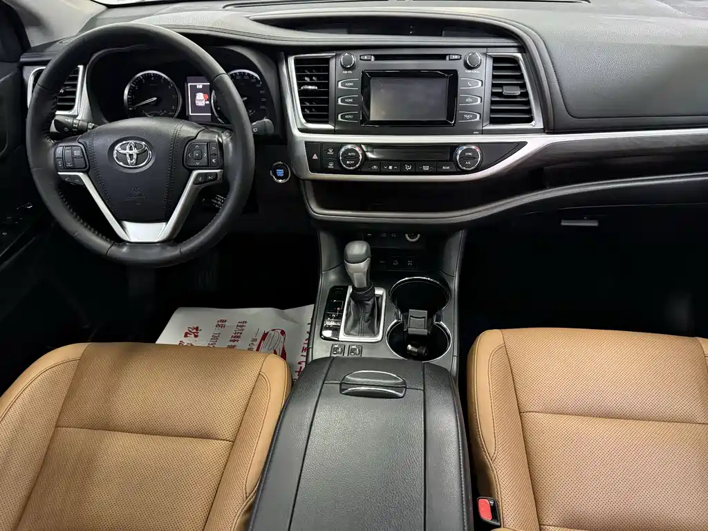 Toyota Highlander 2019 — фото 8