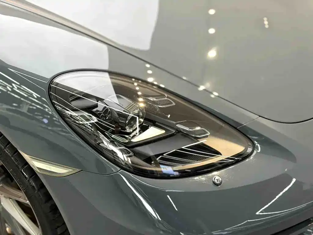 Porsche 718 2016