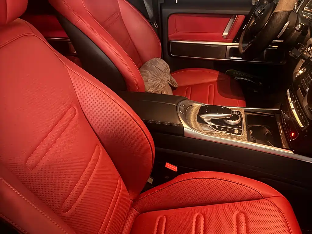 Mercedes-Benz G-Class 2024