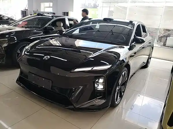 NIO ET5T 2025