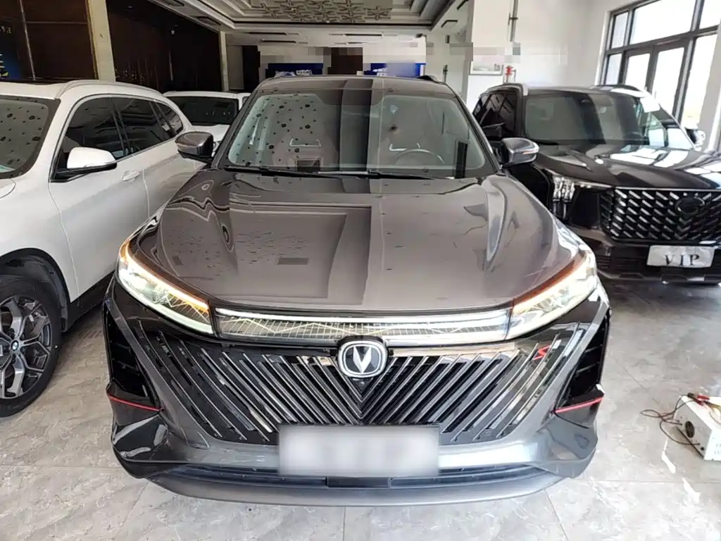 Changan CS75PLUS 2022 — фото 3