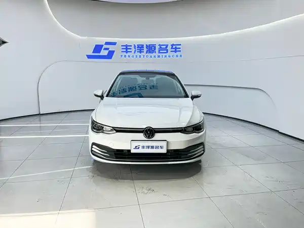 Volkswagen Golf 2022