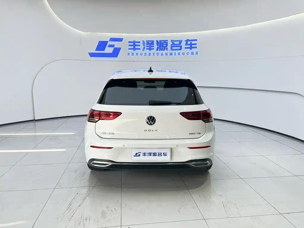 Volkswagen Golf 2022