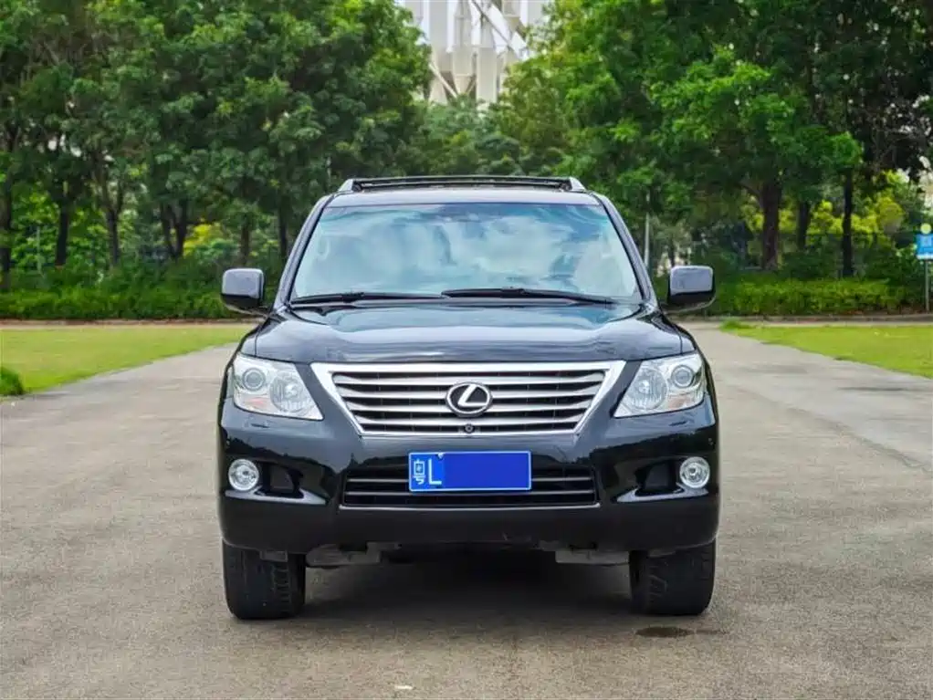 Lexus LX 2008