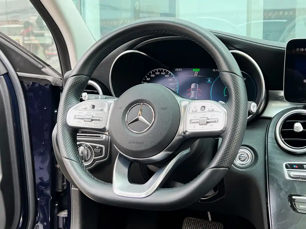 Mercedes-Benz C-Class 2019 — фото 14