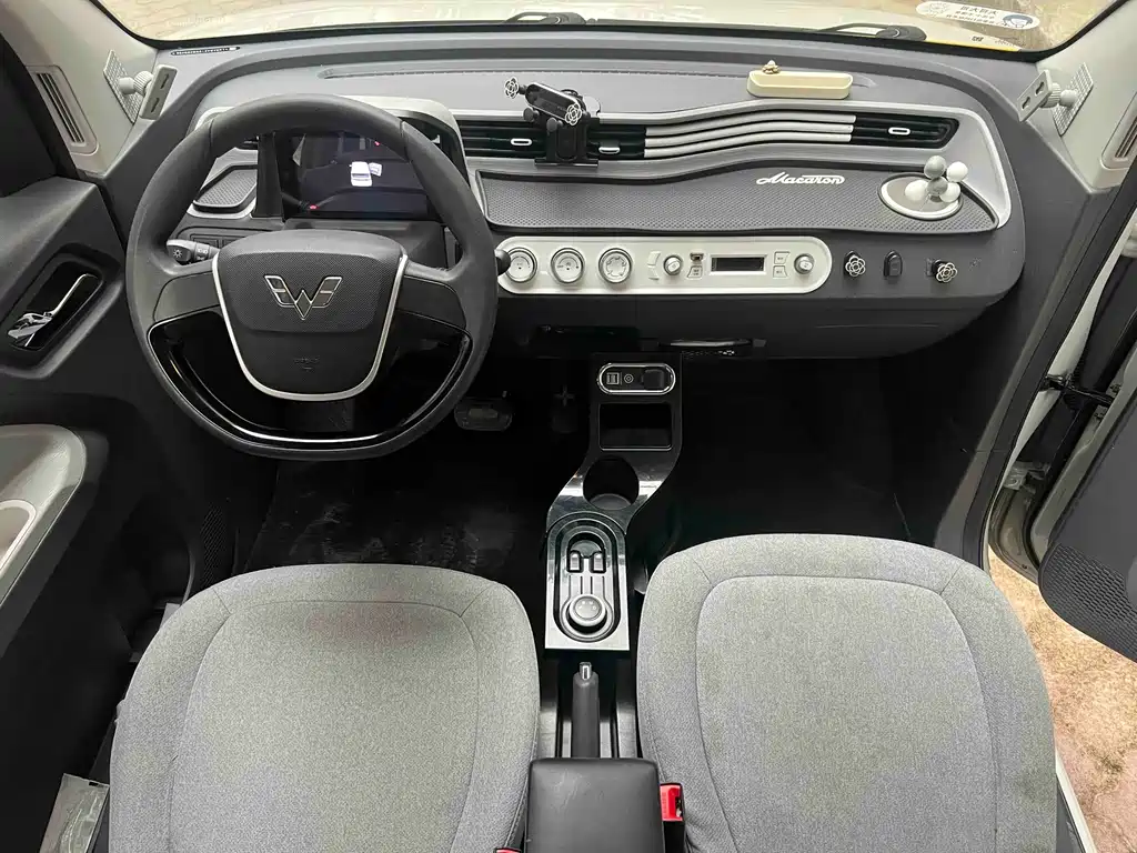 Wuling MINIEV 2023