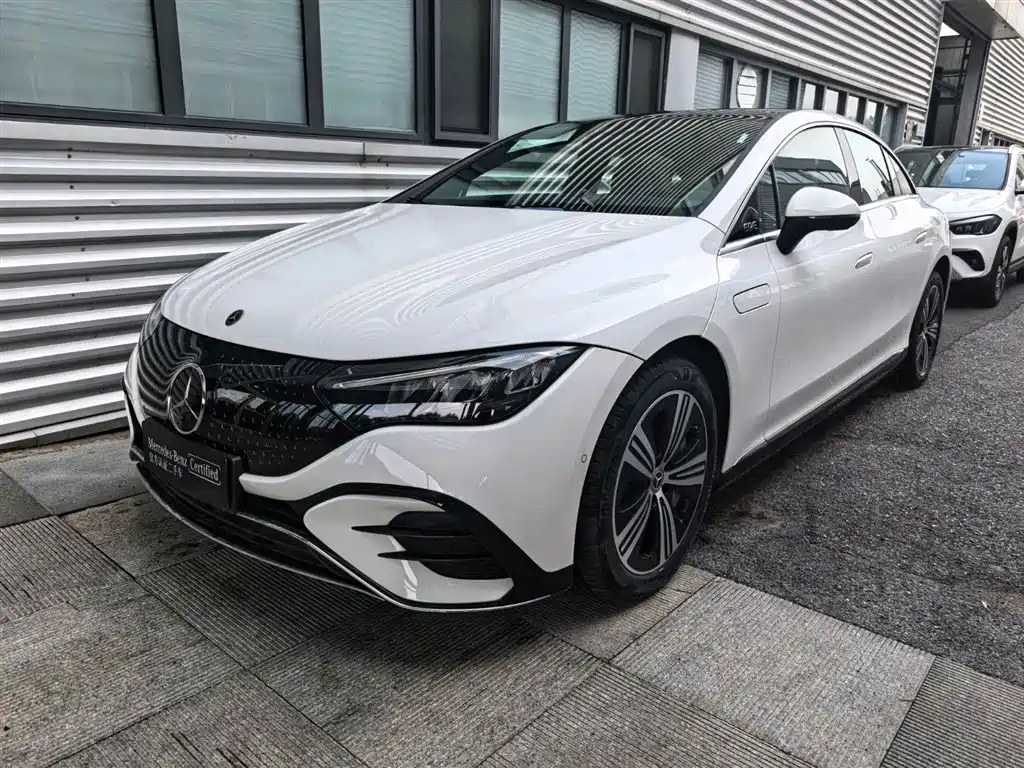 Mercedes-Benz EQE 2025