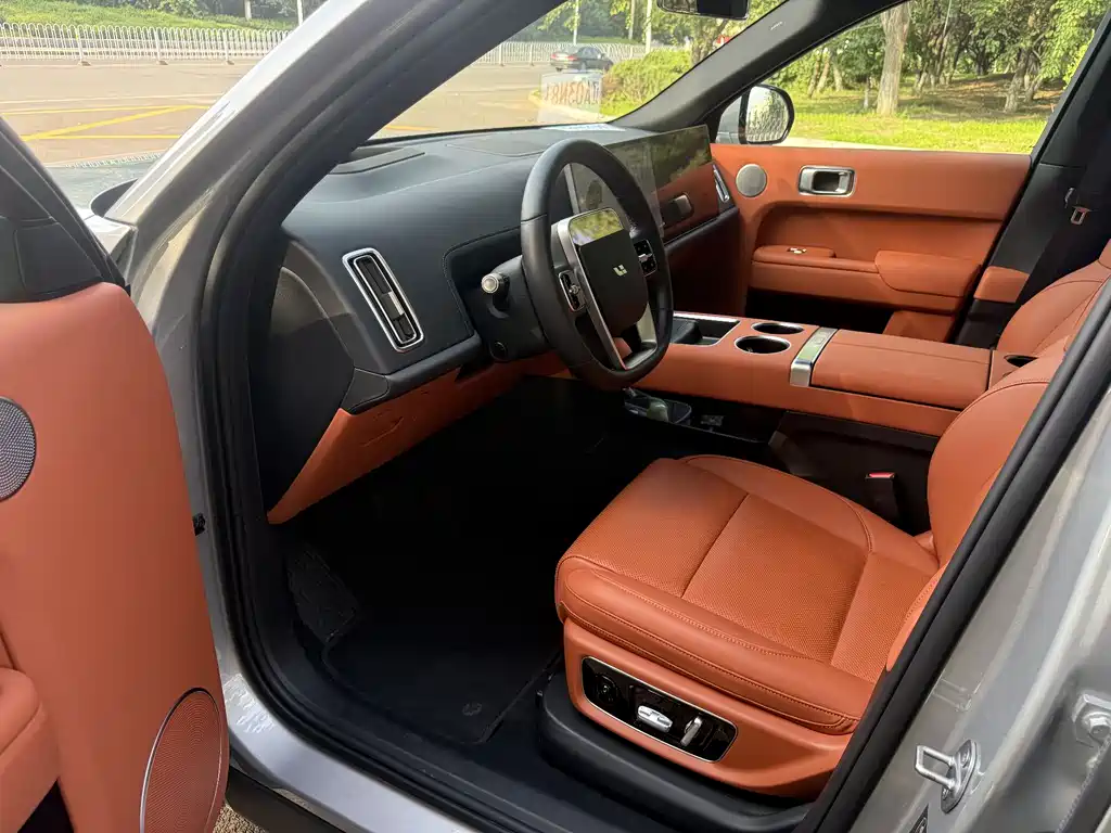 Li Auto Li L8 2023