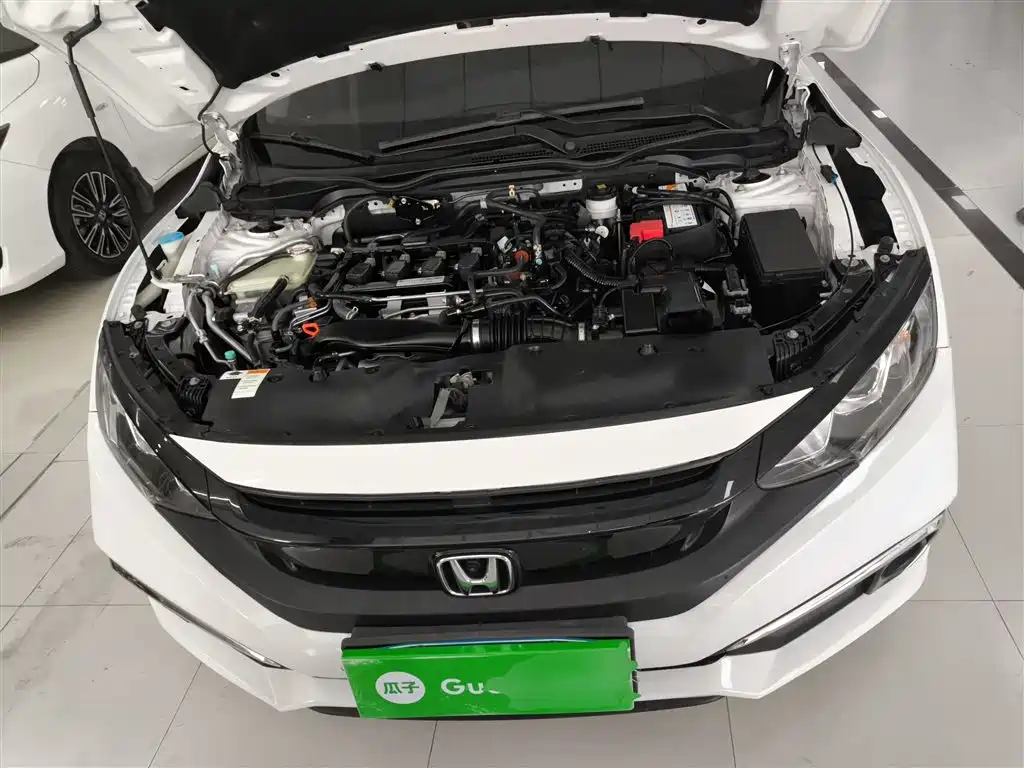 Honda Civic 2020 — фото 17