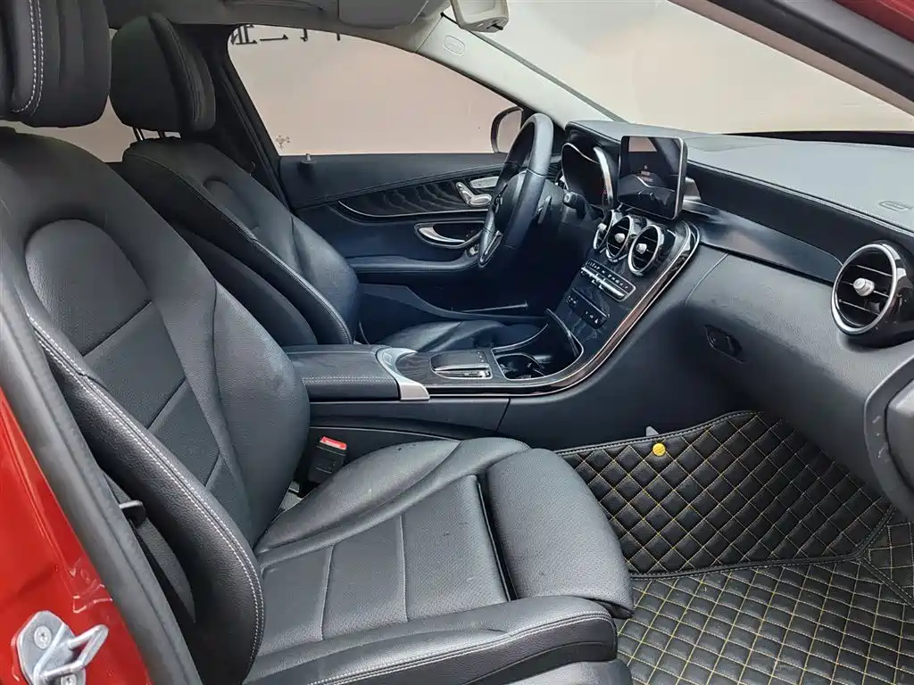 Mercedes-Benz C-Class 2019 — фото 11