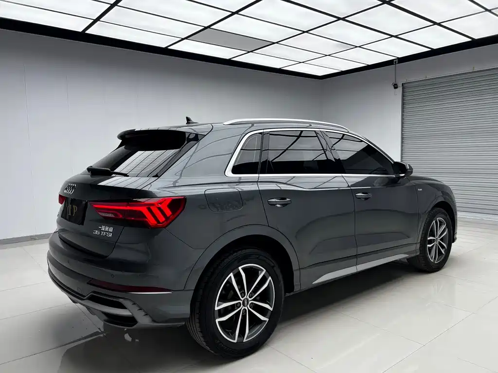 Audi Q3 2021