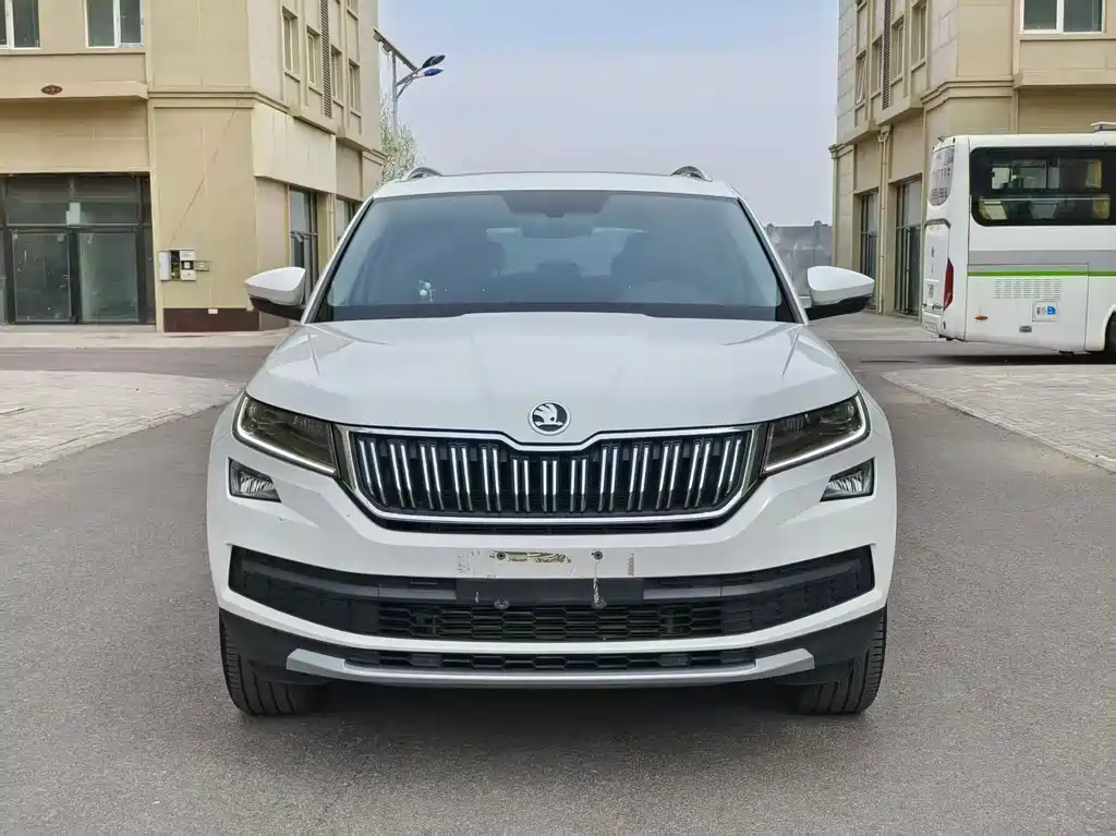 Skoda Kodiaq 2022 — фото 2