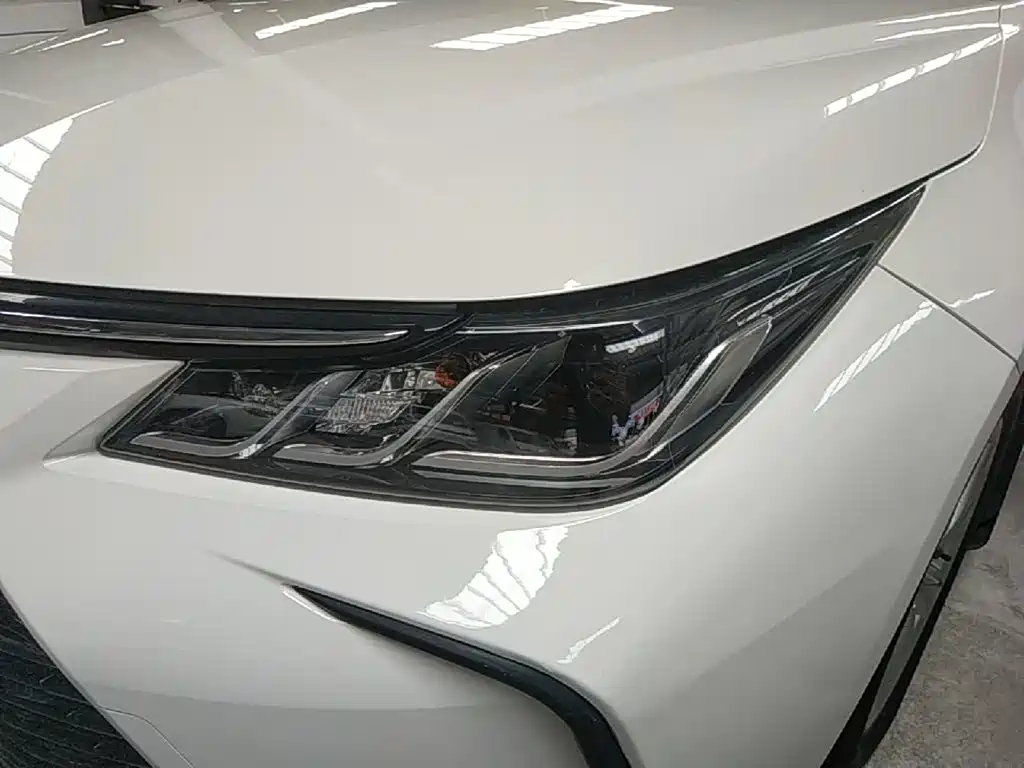 Toyota Corolla 2022 — фото 24