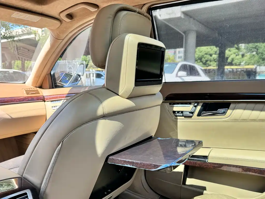 Mercedes-Benz S-Class 2010 — фото 12