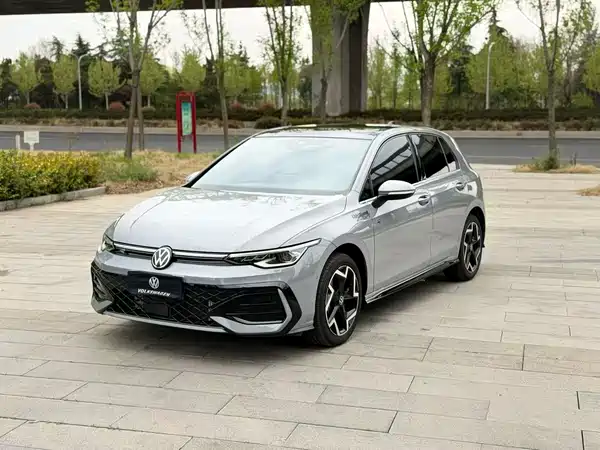Volkswagen Golf 2026