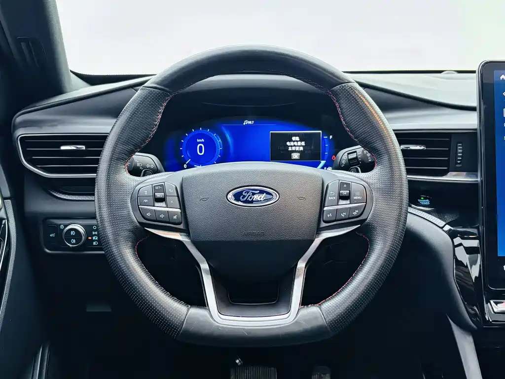 Ford Explorer 2020 — фото 17