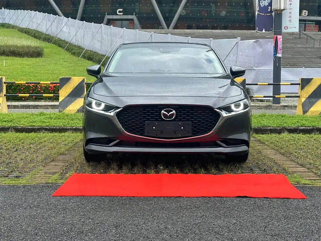 Mazda 3 Angkesela 2020