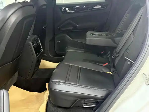 Porsche Cayenne 2019