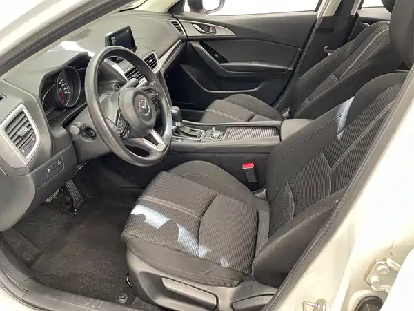 Mazda 3 Axela 2019