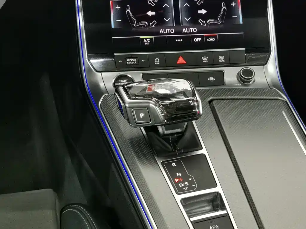 Audi A6L 2022 — фото 13
