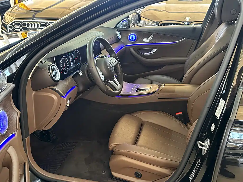 Mercedes-Benz E-Class 2020 — фото 7