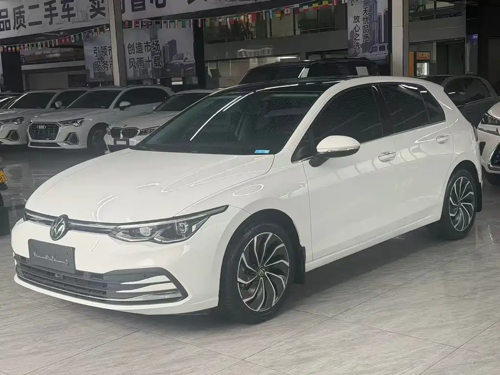 Volkswagen Golf 2023