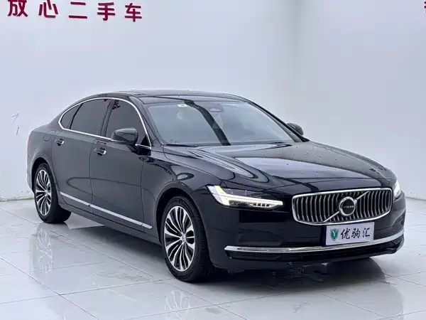 Volvo S90 2023