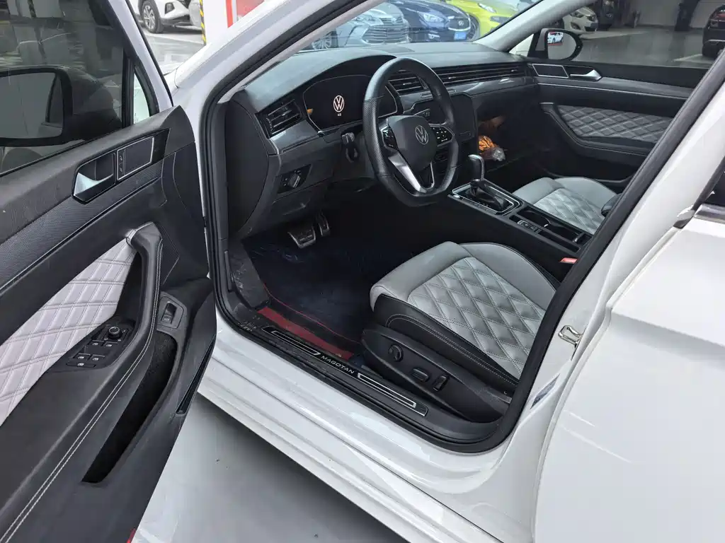 Volkswagen Magotan 2023