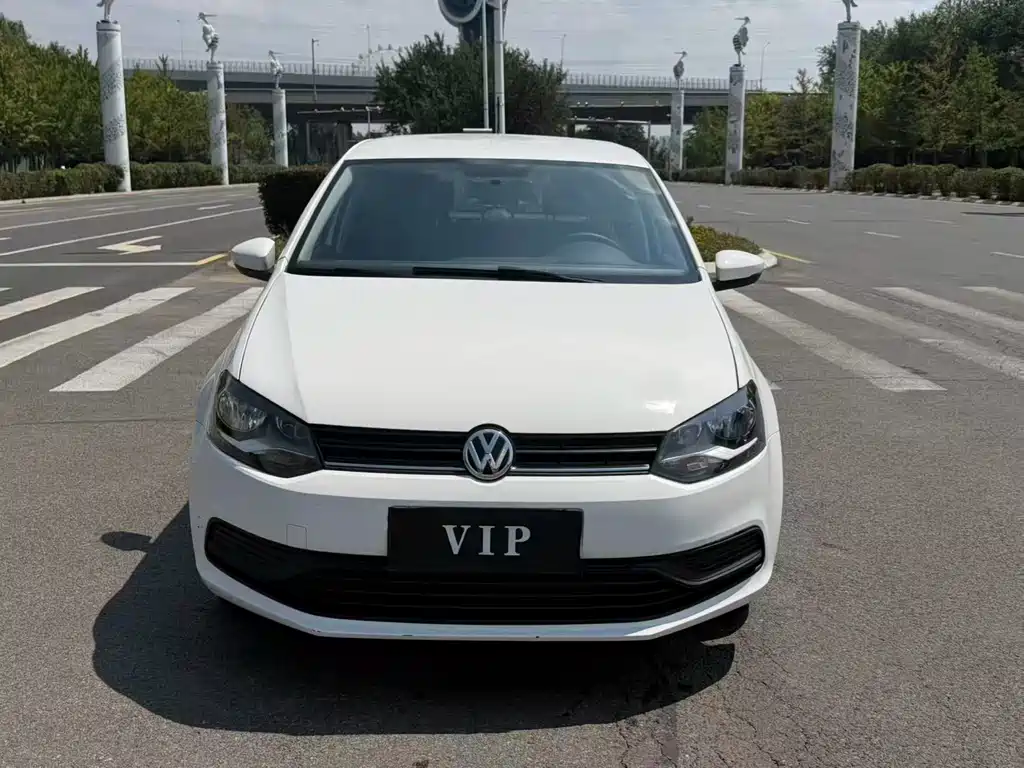 Volkswagen Polo 2016