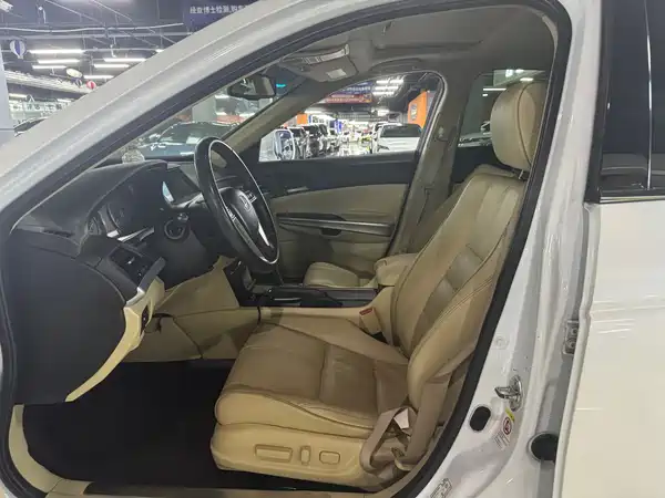 Honda Crosstour 2013