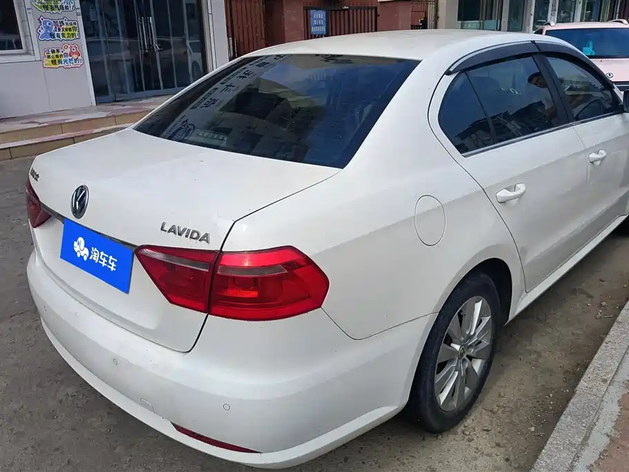 Volkswagen Lavida 2016