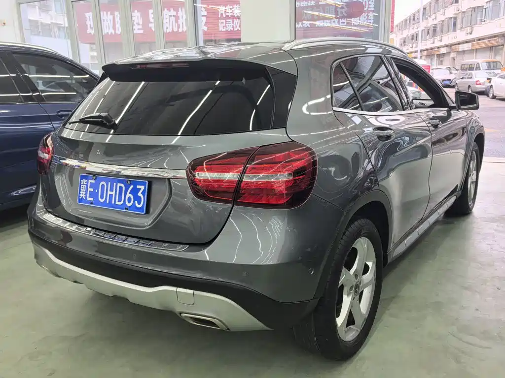 Mercedes-Benz GLA 2018 — фото 23