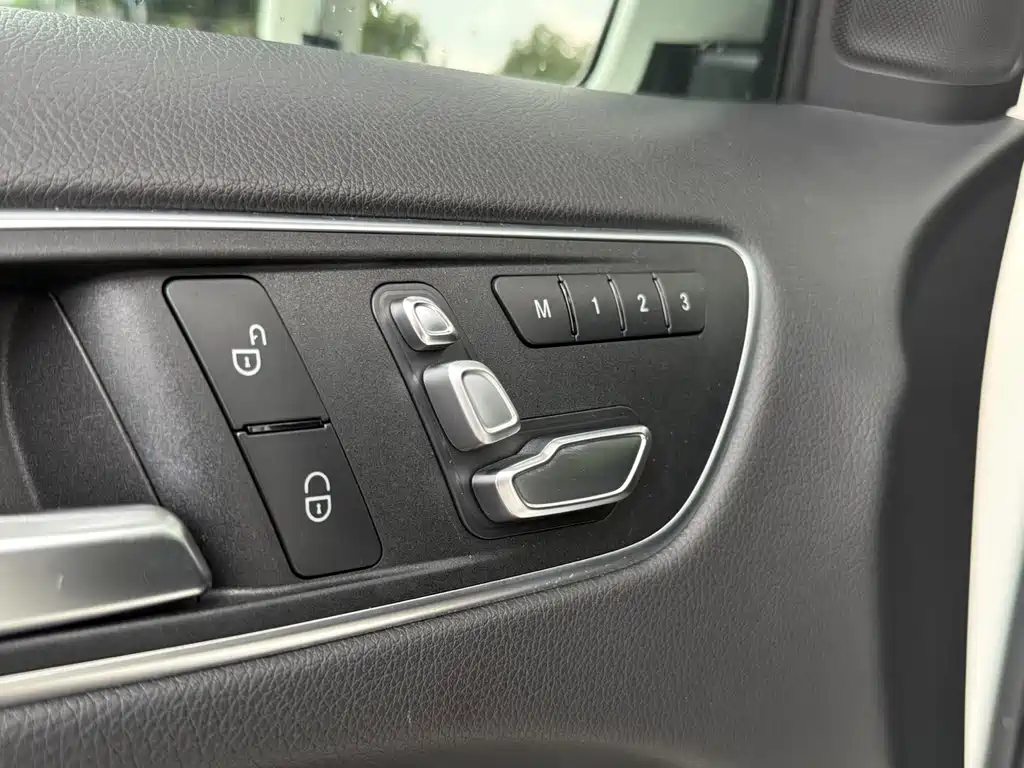 Mercedes-Benz B-Class 2016 — фото 11