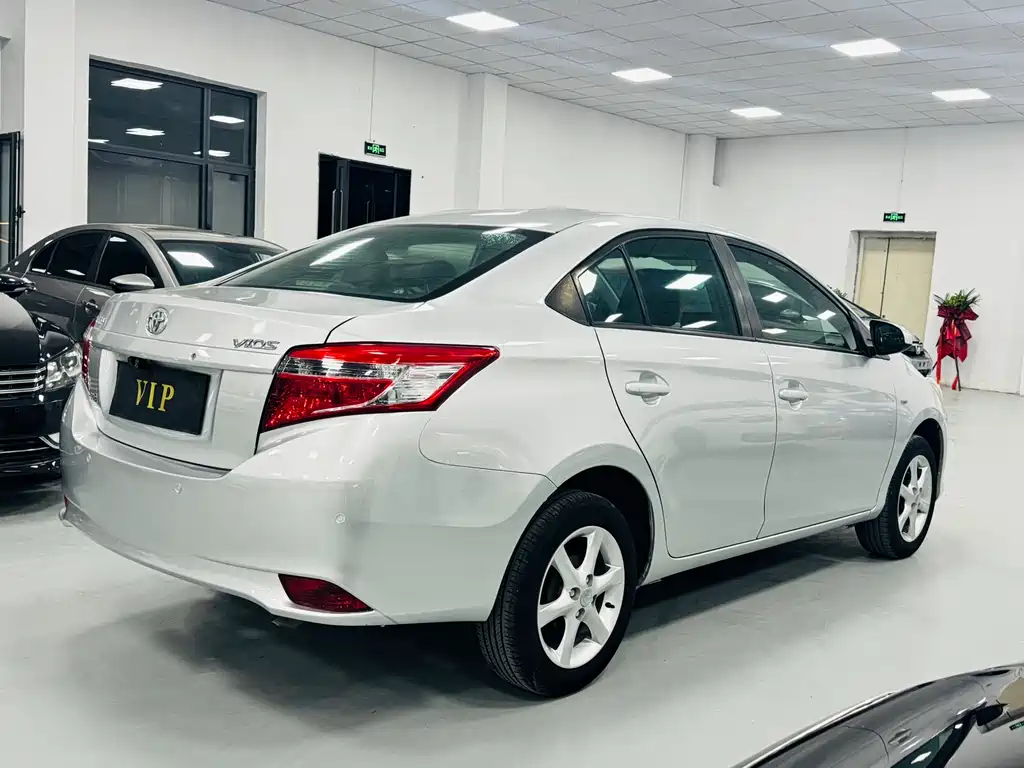 Toyota Vios 2016 — фото 9