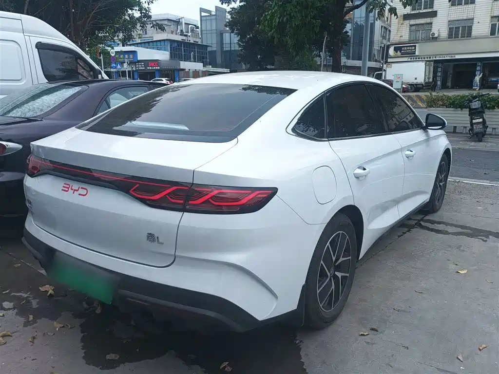 BYD Qin L 2024 — фото 5