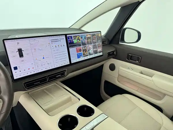 Li Auto MEGA 2024