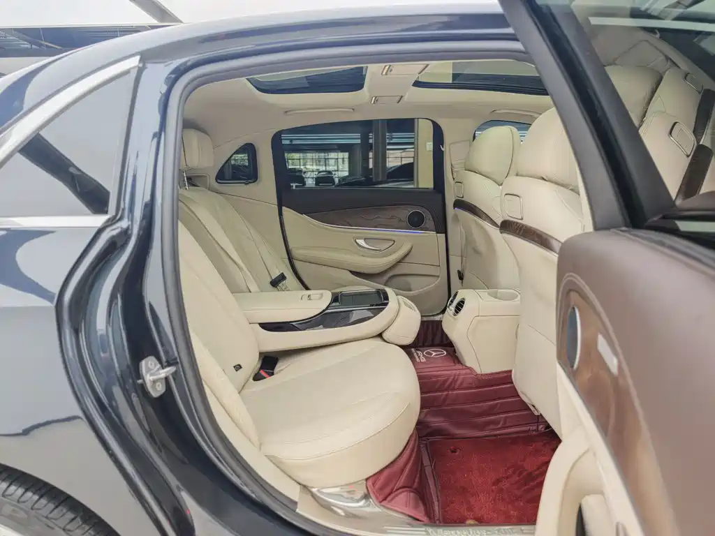 Mercedes-Benz E-Class 2017