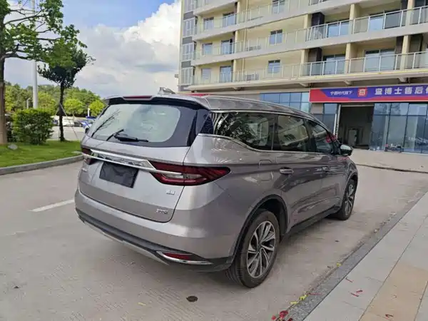 Geely Jiaji 2020
