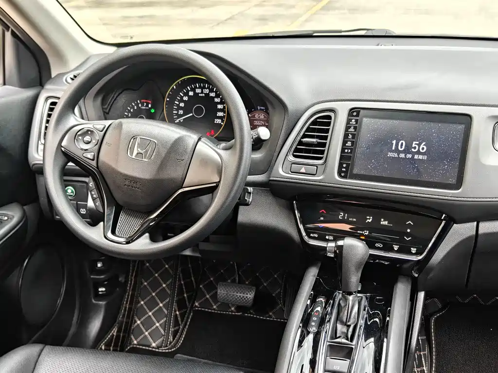 Honda Vezel 2021 — фото 10