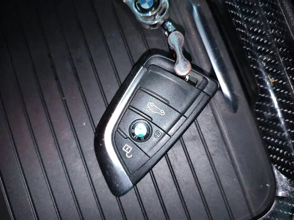 BMW 1 Series 2017 — фото 11