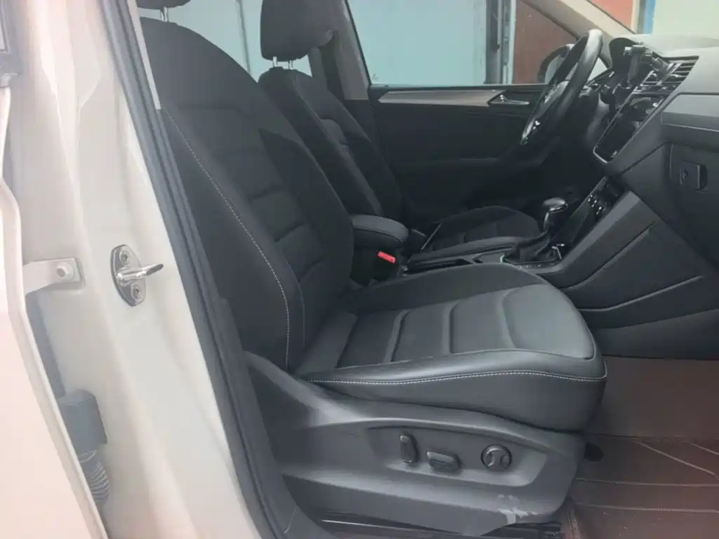 Volkswagen Tiguan L 2020 — фото 25