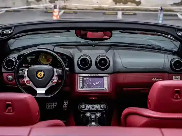 Ferrari California T 2013