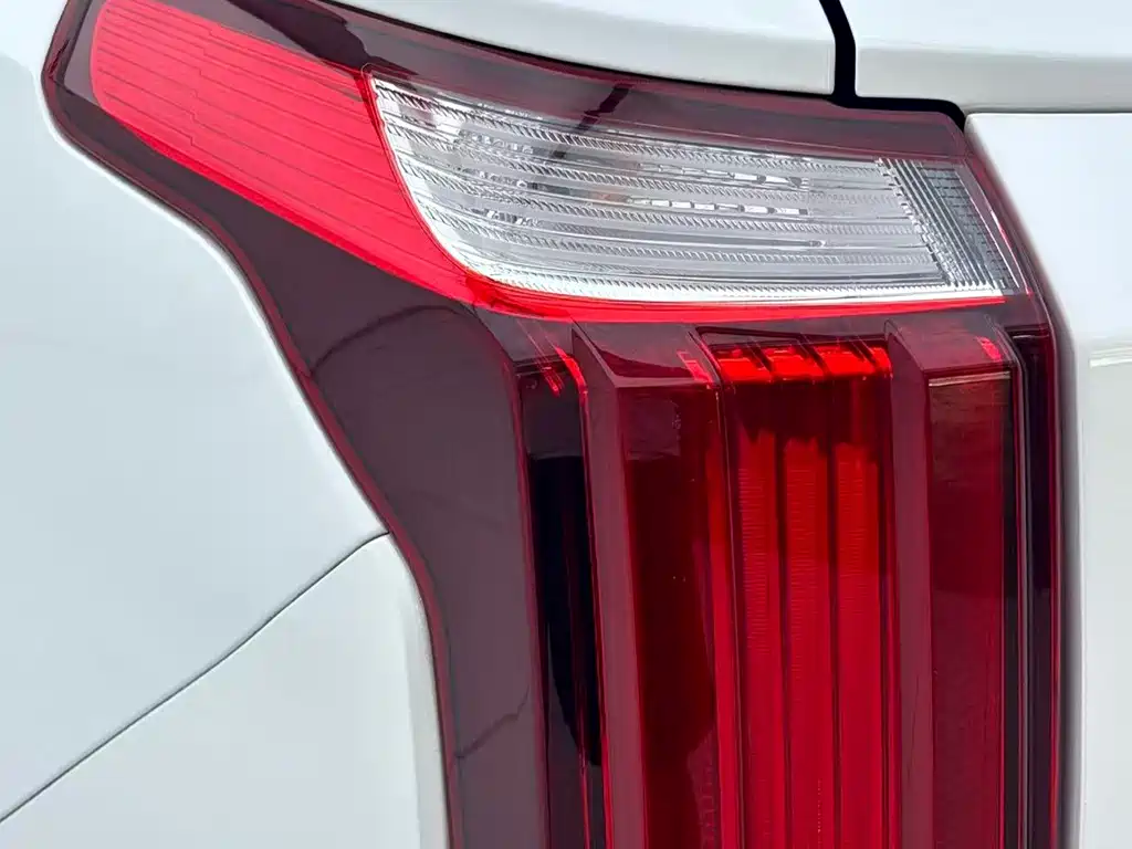 Kia Sportage 2022 — фото 16