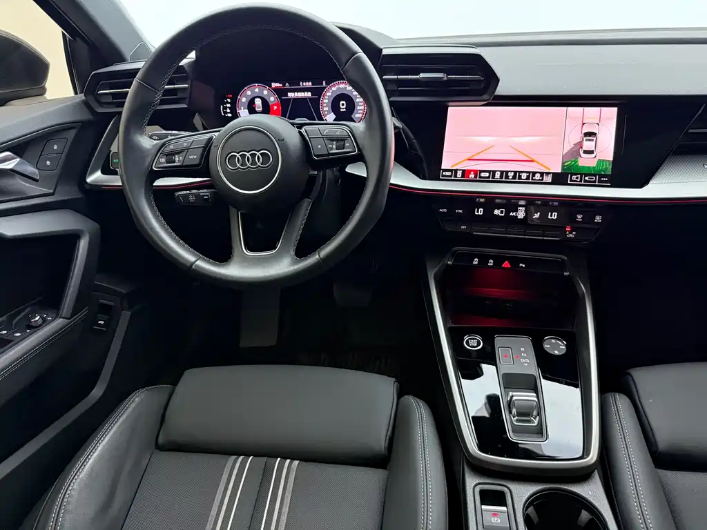 Audi A3 2024 — фото 10