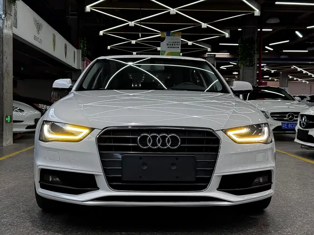 Audi A4L 2015 — фото 2
