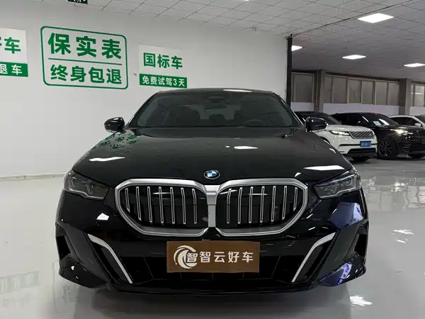 BMW 5 Series 2024