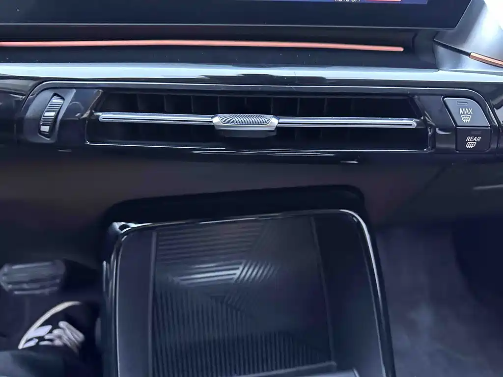 BMW X1 2023 — фото 16
