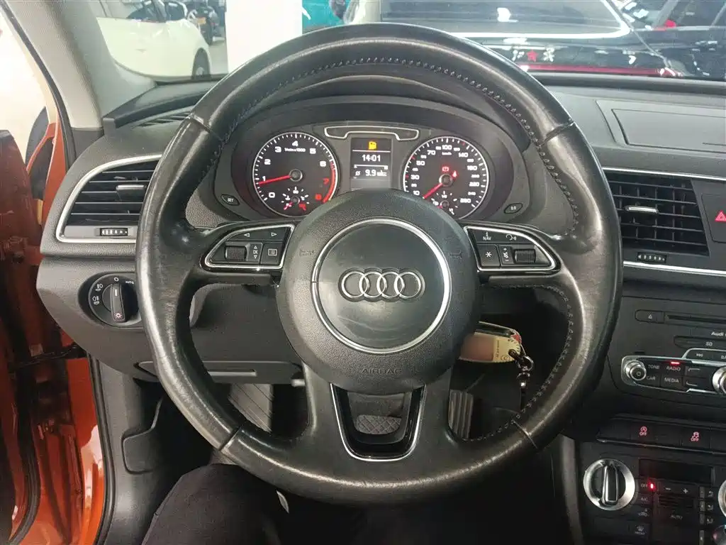 Audi Q3 2015 — фото 3